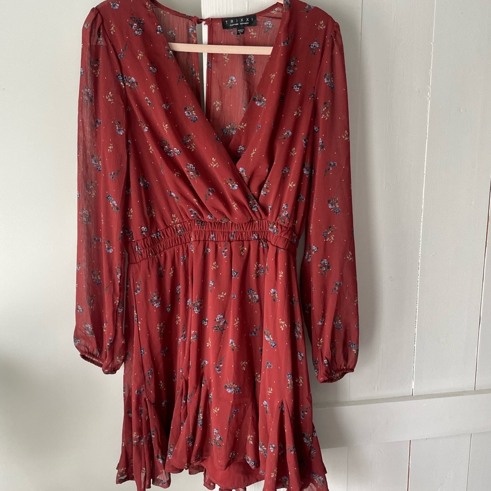 Long sleeved mini dress